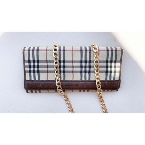 Burberry Handbags - SALE🔥 Burberry Nova WOC